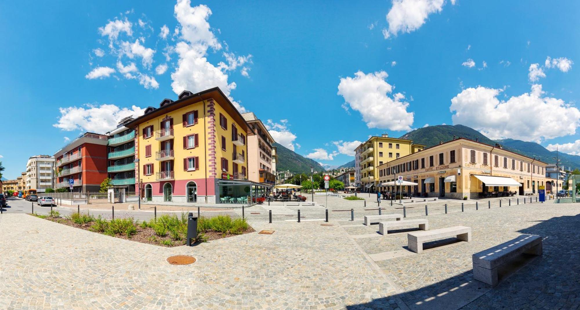 Residenza Il Castello Leilighet Sondrio Eksteriør bilde